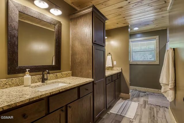 3136 Thomas Headrick Road, Sevierville, TN 37862