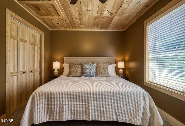 3136 Thomas Headrick Road, Sevierville, TN 37862