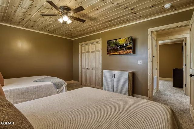 3136 Thomas Headrick Road, Sevierville, TN 37862