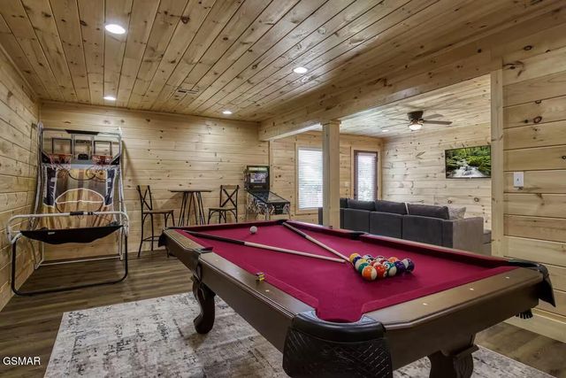 3136 Thomas Headrick Road, Sevierville, TN 37862