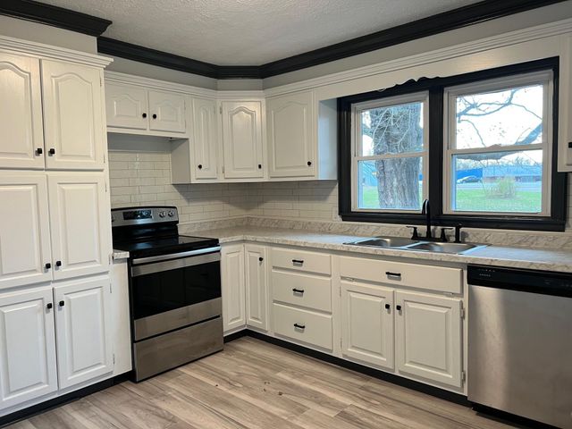 50 Richards Drive, Russell Springs, KY 42642