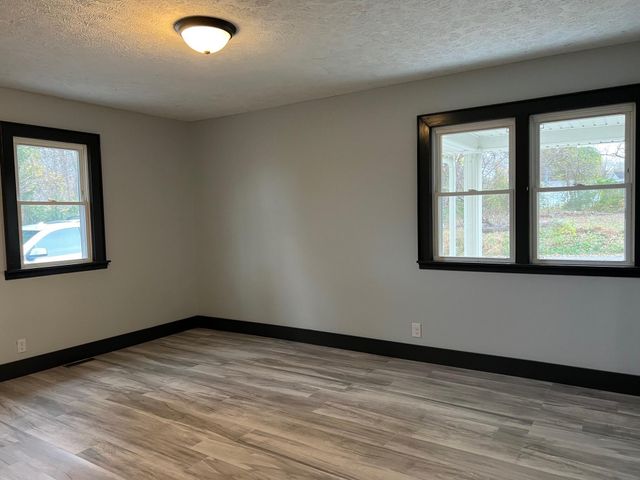 50 Richards Drive, Russell Springs, KY 42642