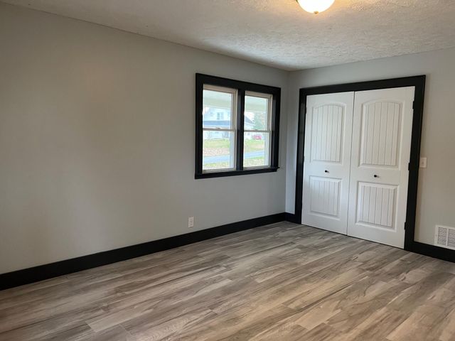 50 Richards Drive, Russell Springs, KY 42642