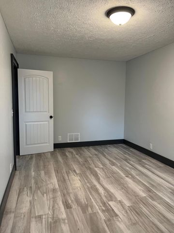 50 Richards Drive, Russell Springs, KY 42642