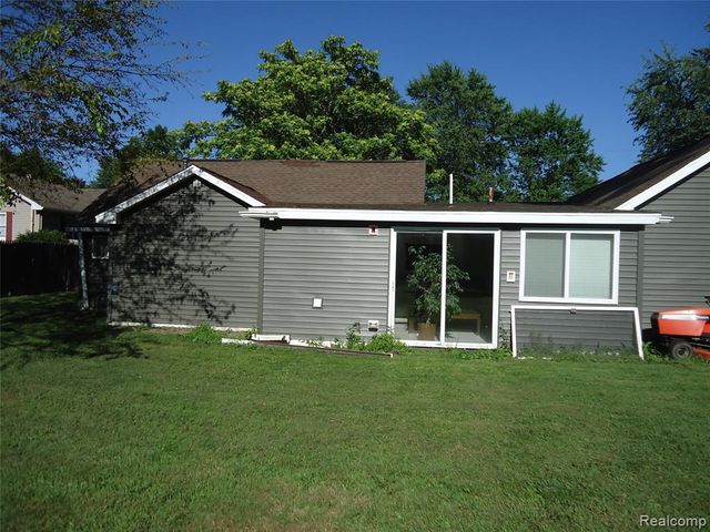 370 Adams Road, Saginaw, MI 48609