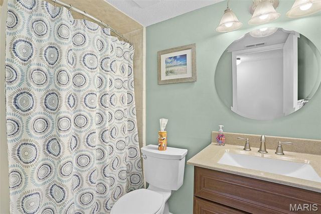 514 Coeur De Royale Drive 101, St Louis, MO 63141