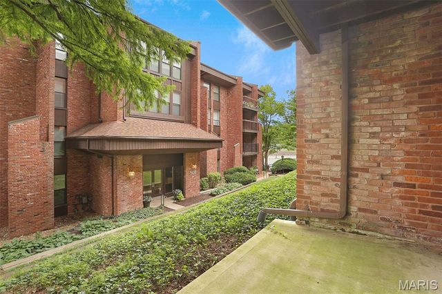 514 Coeur De Royale Drive 101, St Louis, MO 63141