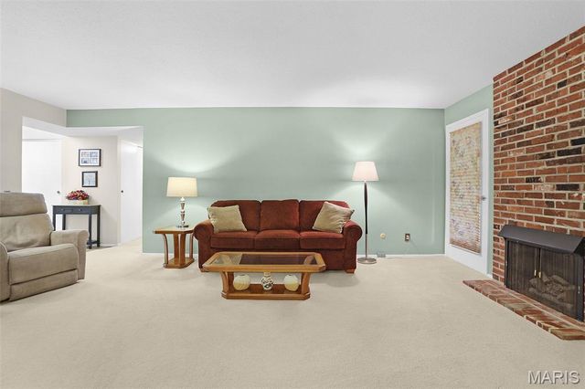 514 Coeur De Royale Drive 101, St Louis, MO 63141