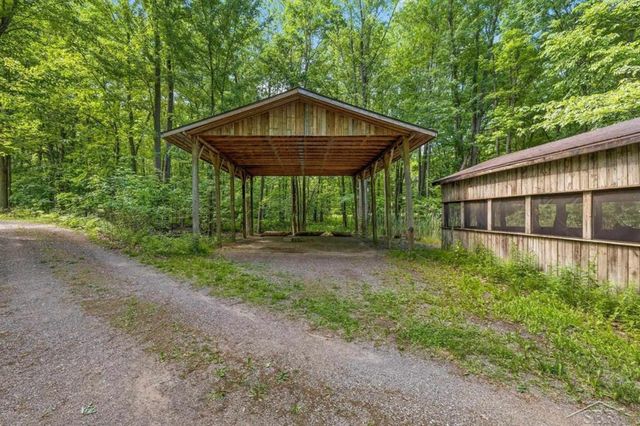 4455 N Ehlers Road, Larkin Twp, MI 48642