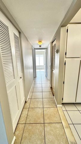 1007 GREEN PINE Boulevard A3, West Palm Beach, FL 33409
