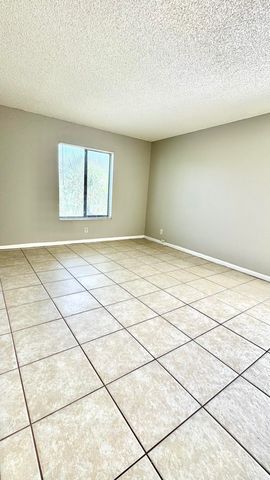 1007 GREEN PINE Boulevard A3, West Palm Beach, FL 33409