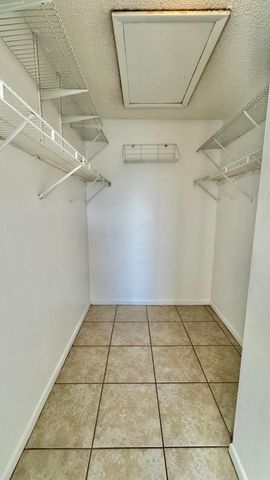1007 GREEN PINE Boulevard A3, West Palm Beach, FL 33409