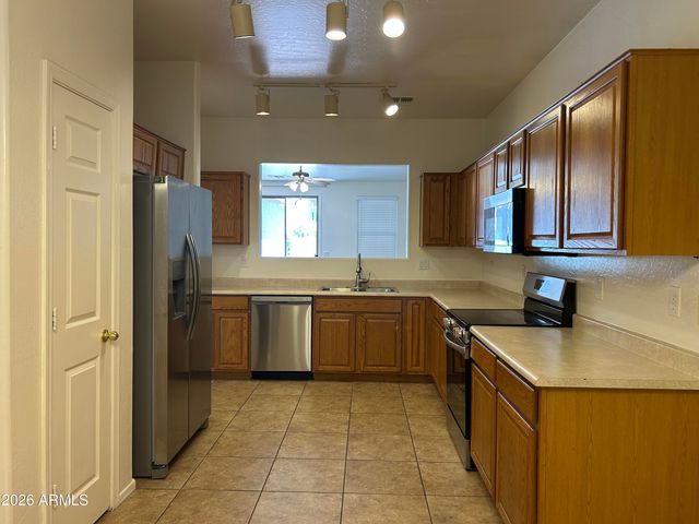 2186 W AGRARIAN HILLS Drive, San Tan Valley, AZ 85144