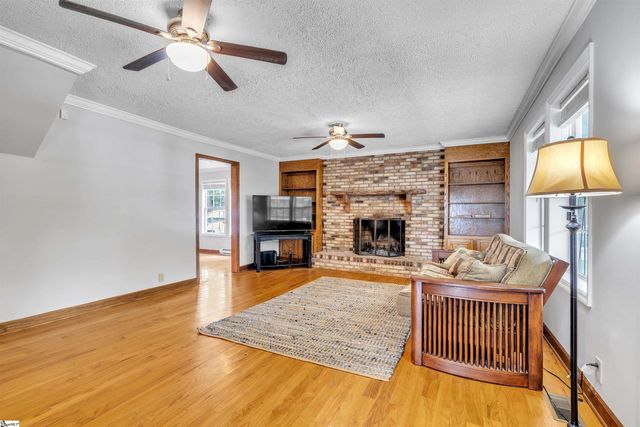 8 Spring Street, Piedmont, SC 29673