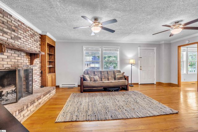 8 Spring Street, Piedmont, SC 29673