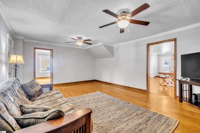 8 Spring Street, Piedmont, SC 29673