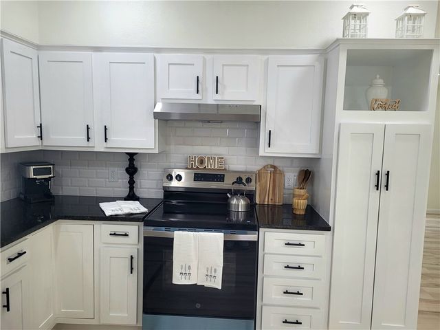 4241 Jacquelyn Dr, Corpus Christi, TX 78412