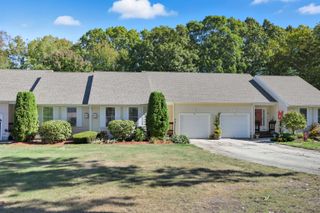 8 Patriot Dr # 16, Hampstead, NH 03826