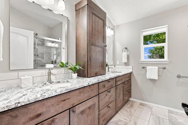 5801 E Victory Rd., Nampa, ID 83687