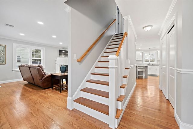 190 White St, Weymouth, MA 02190