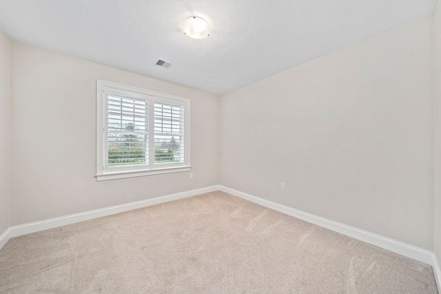 190 White St, Weymouth, MA 02190