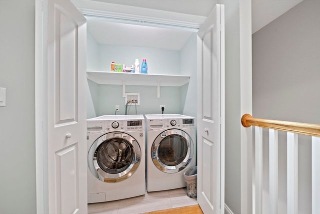 190 White St, Weymouth, MA 02190