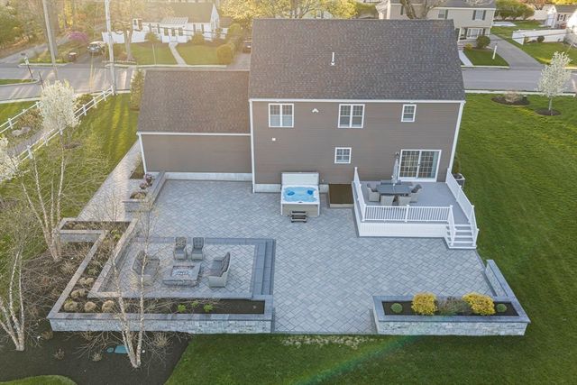 190 White St, Weymouth, MA 02190