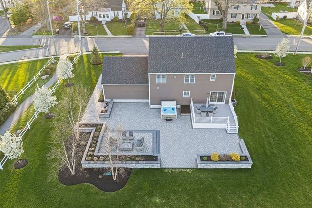 190 White St, Weymouth, MA 02190