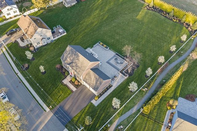 190 White St, Weymouth, MA 02190
