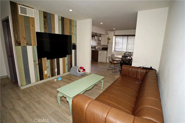 18954 Sherman Way 3, Reseda, CA 91335