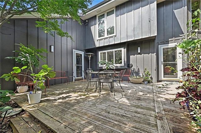 4615 N Wyandotte Street, Kansas City, MO 64116
