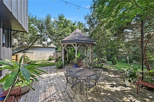 4615 N Wyandotte Street, Kansas City, MO 64116
