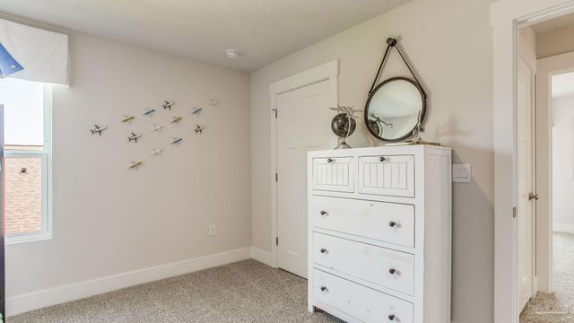 5601 Clarity St, Milton, FL 32570