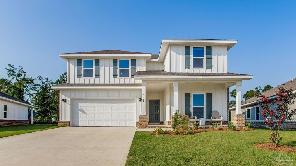 5601 Clarity St, Milton, FL 32570