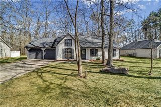 27 Timberwalk SE Court, Cartersville, GA 30121