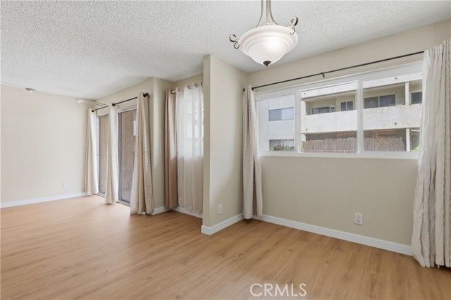 125 S Sierra Madre 104, Pasadena, CA 91107