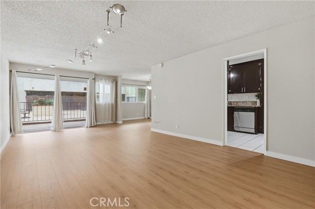 125 S Sierra Madre 104, Pasadena, CA 91107