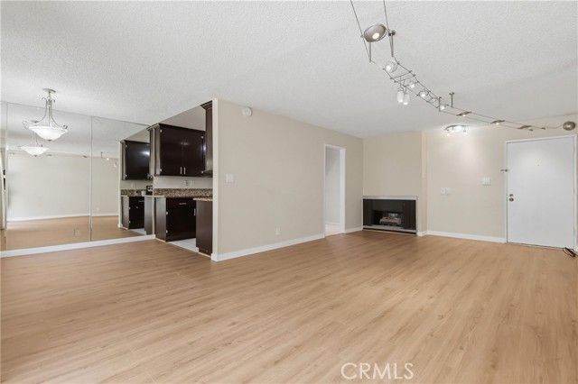 125 S Sierra Madre 104, Pasadena, CA 91107