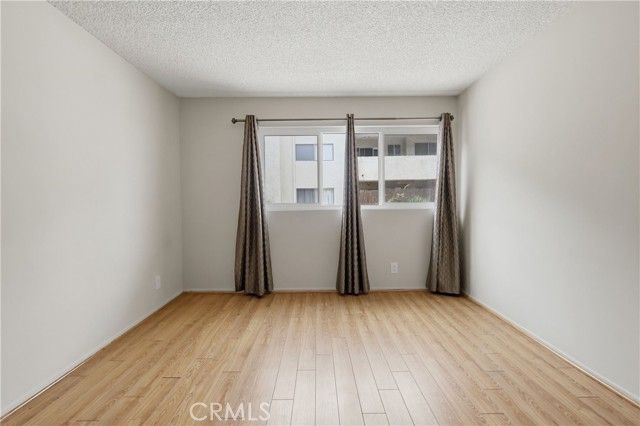 125 S Sierra Madre 104, Pasadena, CA 91107