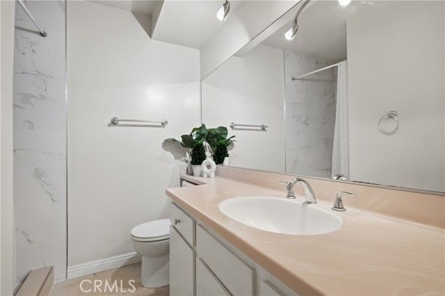 125 S Sierra Madre 104, Pasadena, CA 91107