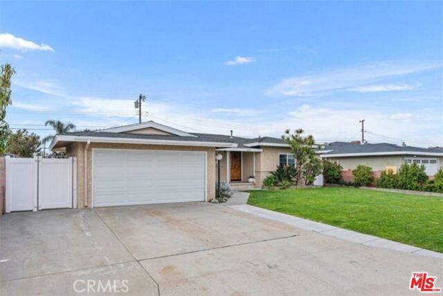 4500 W Tiller Avenue, Orange, CA 92868