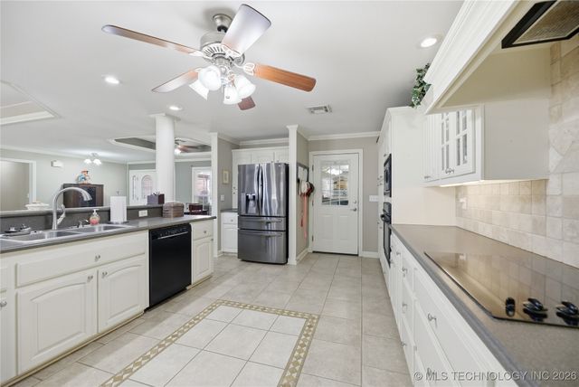 120 S Madison Avenue, Okmulgee, OK 74447