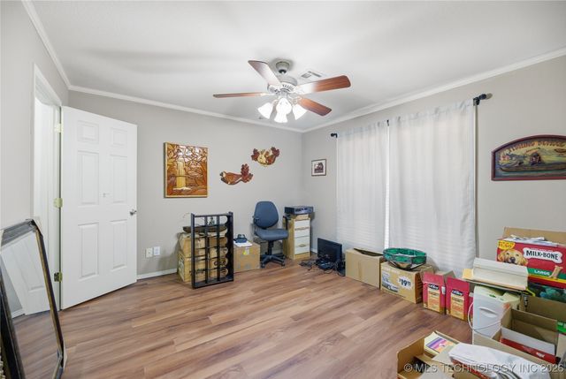 120 S Madison Avenue, Okmulgee, OK 74447