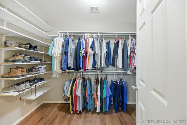 120 S Madison Avenue, Okmulgee, OK 74447