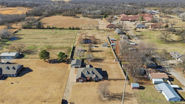120 S Madison Avenue, Okmulgee, OK 74447
