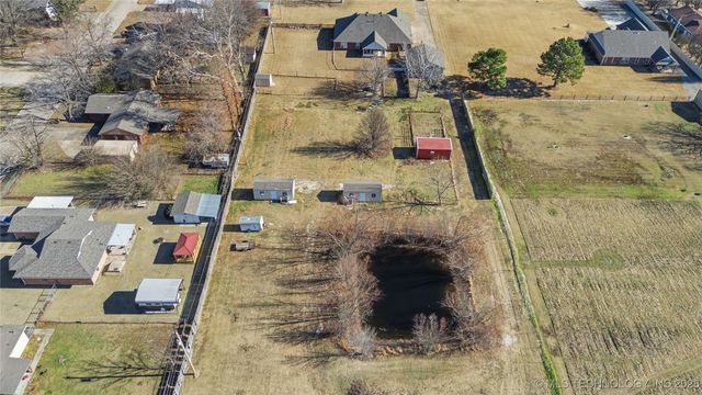 120 S Madison Avenue, Okmulgee, OK 74447