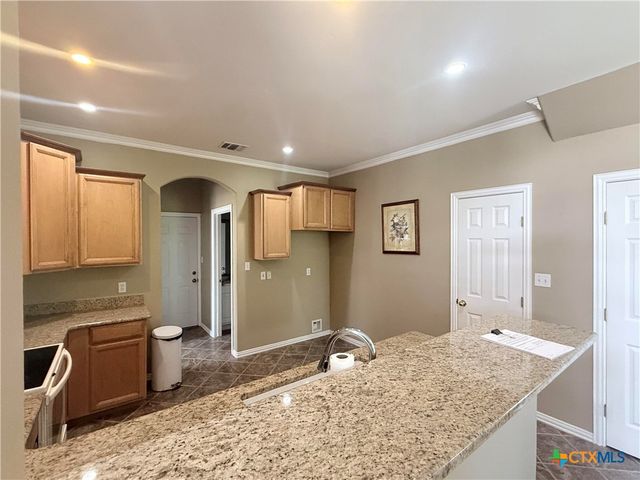 146 Creekview Drive, Canyon Lake, TX 78133