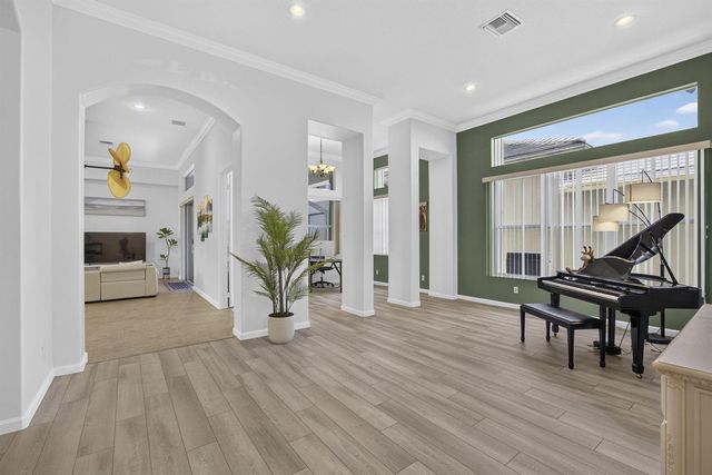 11202 Osprey Lake Lane, Palm Beach Gardens, FL 33412