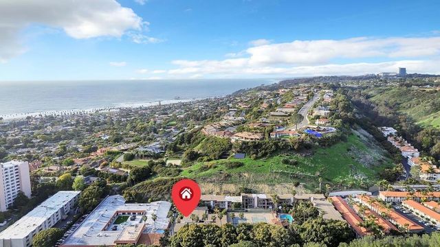 2600 Torrey Pines Rd B17, La Jolla, CA 92037