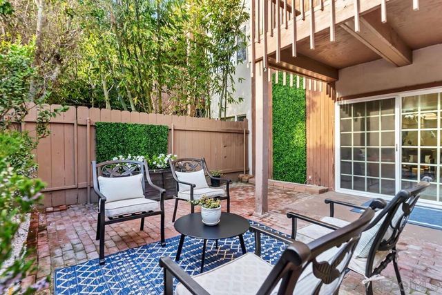 2600 Torrey Pines Rd B17, La Jolla, CA 92037